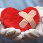 7 причин болей в области сердца 7 причин болей в области сердца