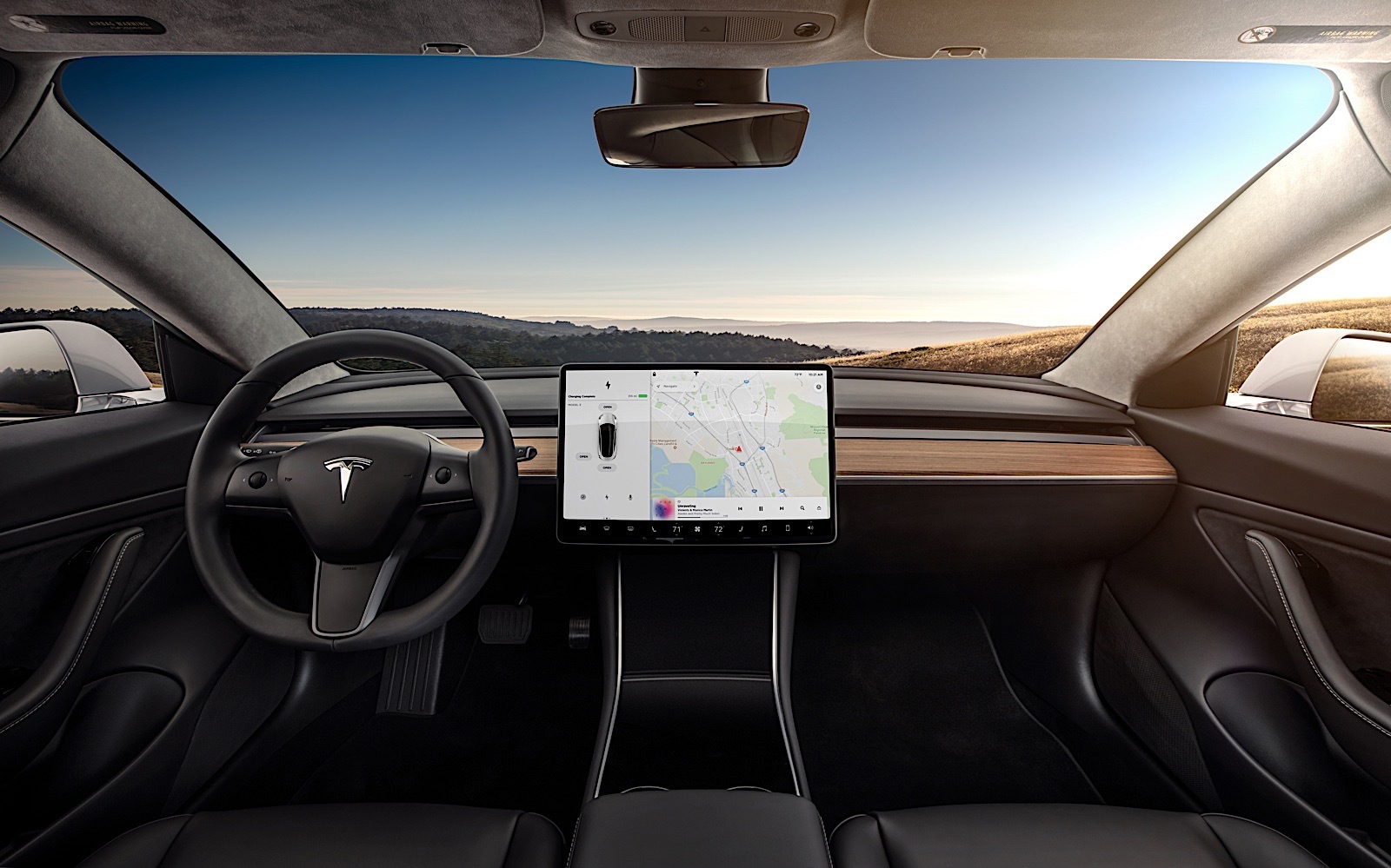Tesla Model 3: впечатления журналистов после тест-драйва, фото и видео