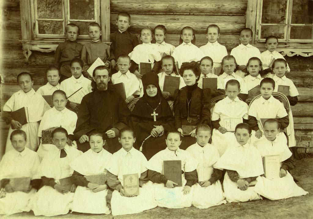 5 шкільних предметів минулого, які доводять, що часи змінилися
