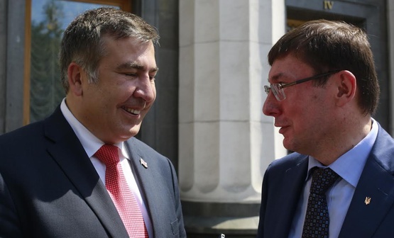 Луценко предъявил ультиматум Саакашвили: «Через 24 часа правоохранительная система сделает все, чтобы апатрит Саакашвили предстал перед следователем». ВИДЕО
